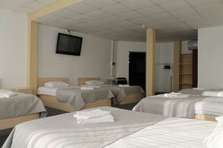 Гостиница Космос Байкальск Стандартный семейный номер-1